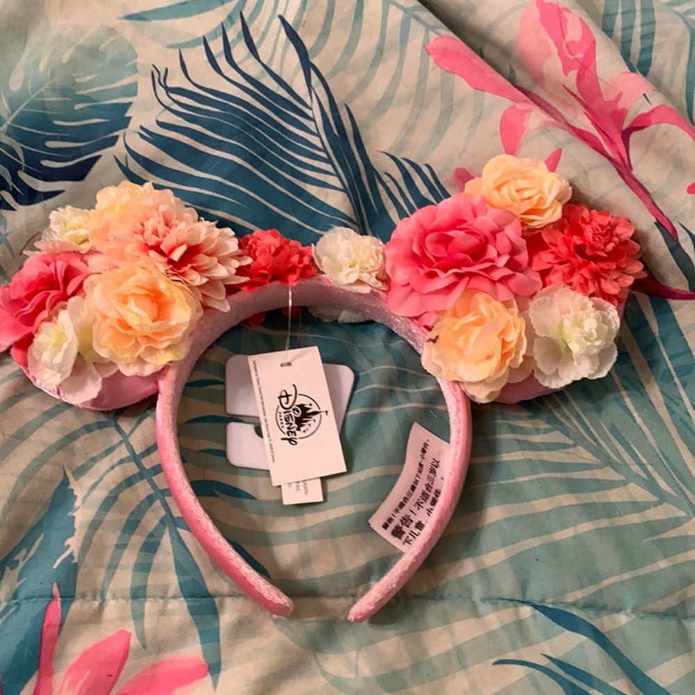 Flower Minnie ears